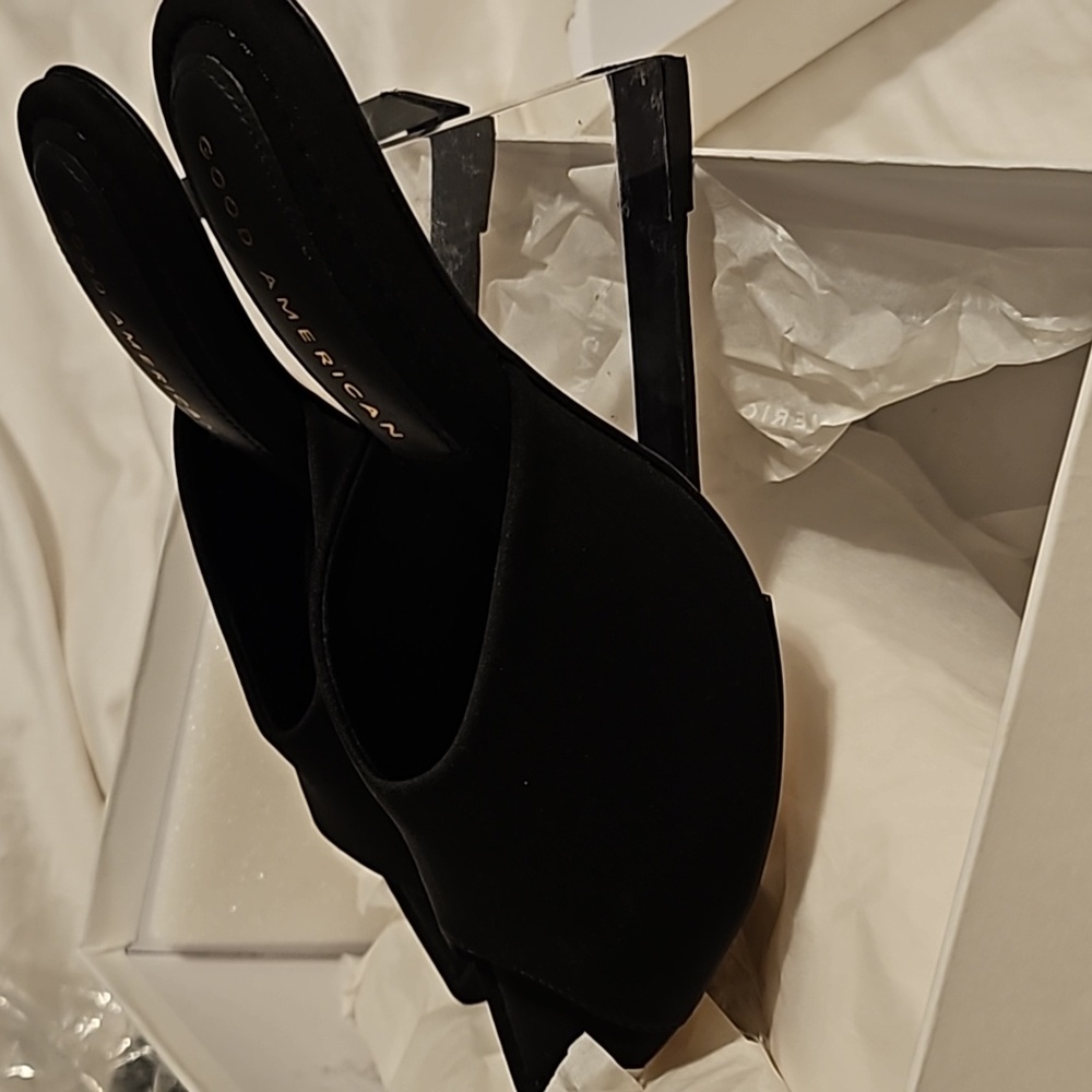 Good American heels